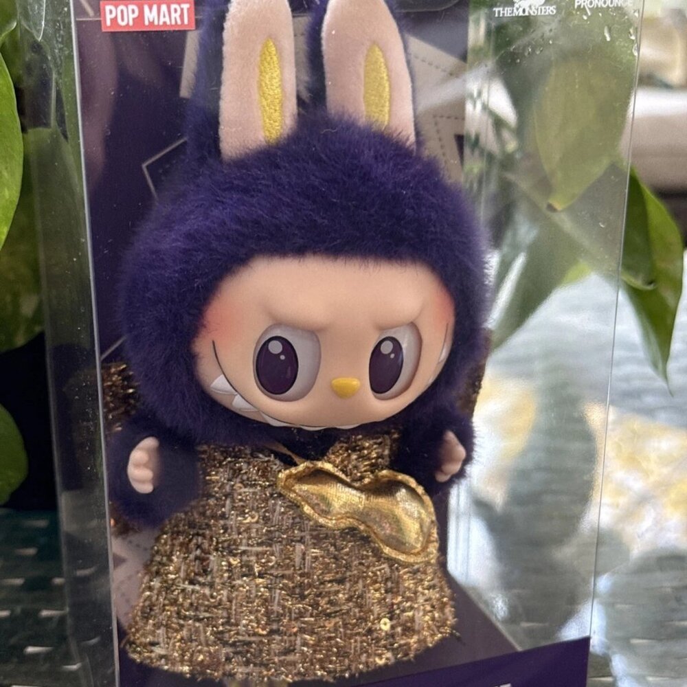 LABUBU x Pronounce Wings of Fortune Vinyl Plush Hanging Card